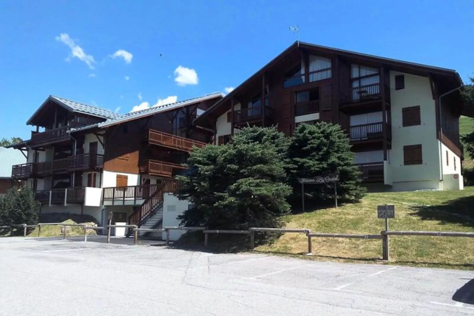 Résidence Le Cristal-Niet-getagd