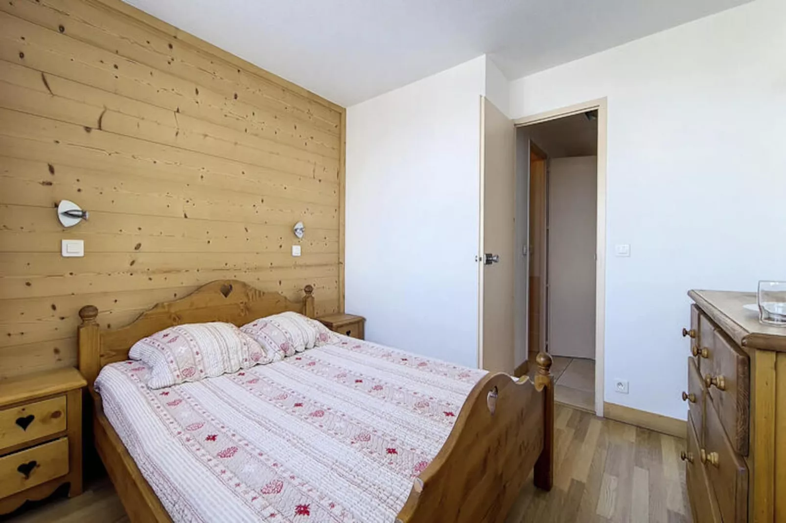 Résidence Lac Du Lou-Niet-getagd