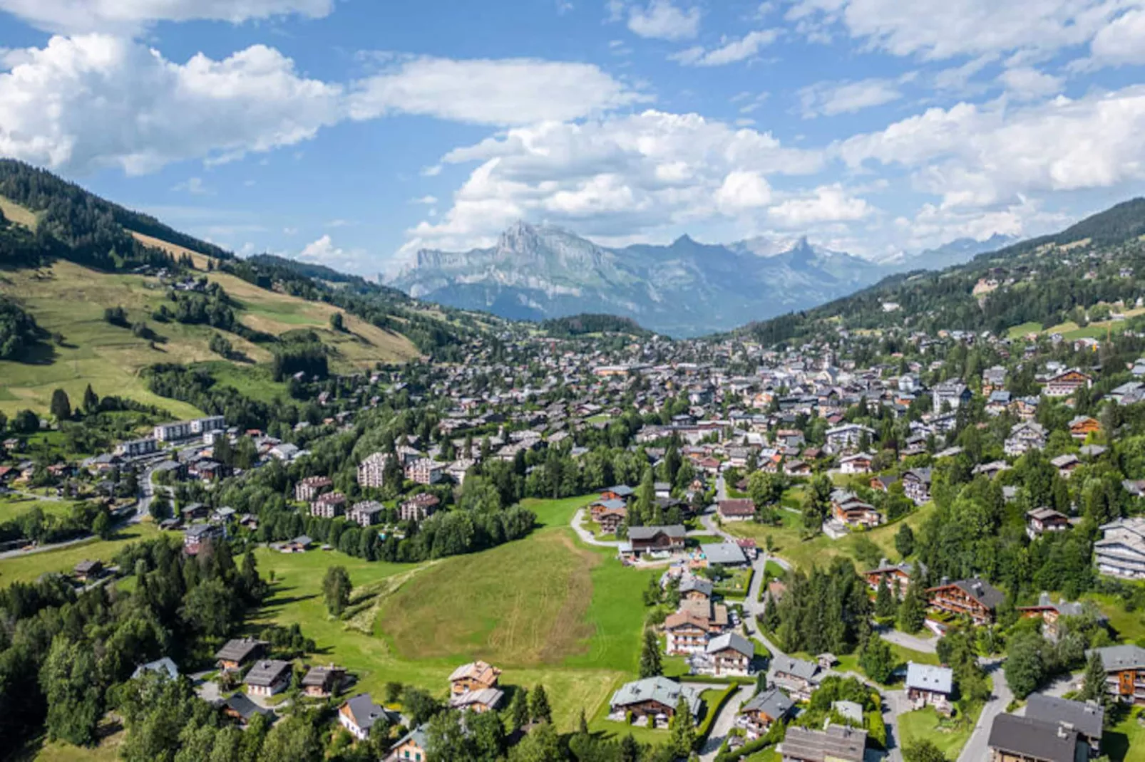 Résidence Mandarine Blanche-Niet-getagd