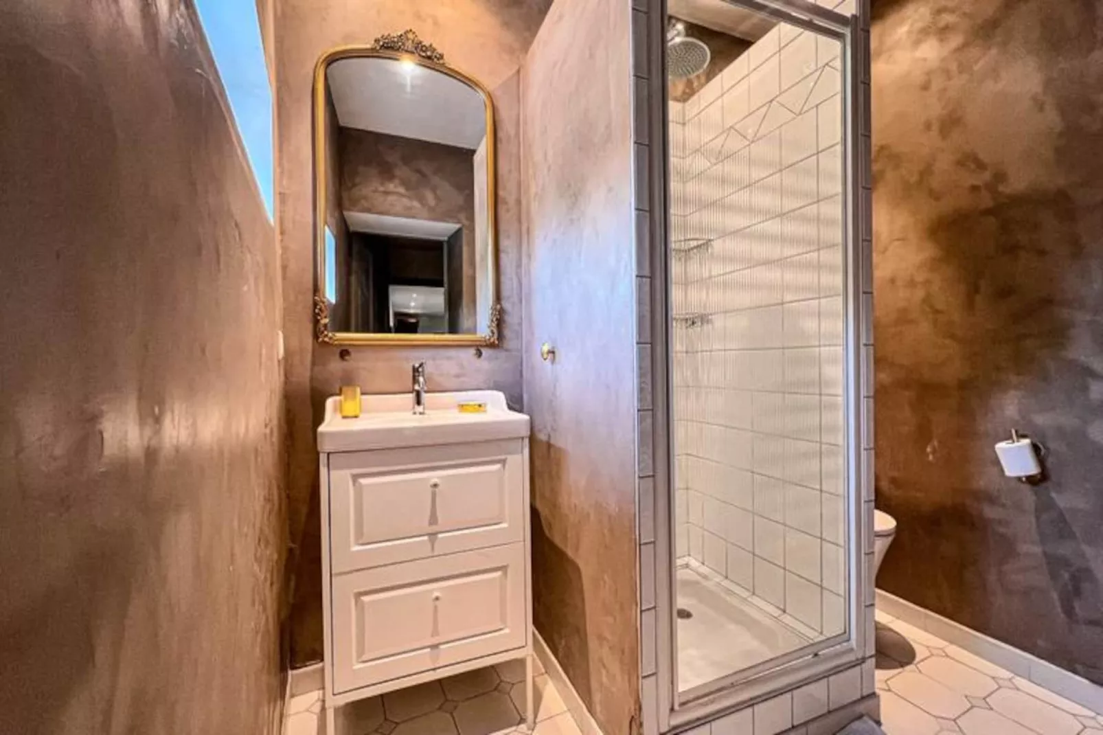 Elivi : Maison De Ville Avec Jardin &agrave; Deux Pas Du Centre Historique-Niet-getagd