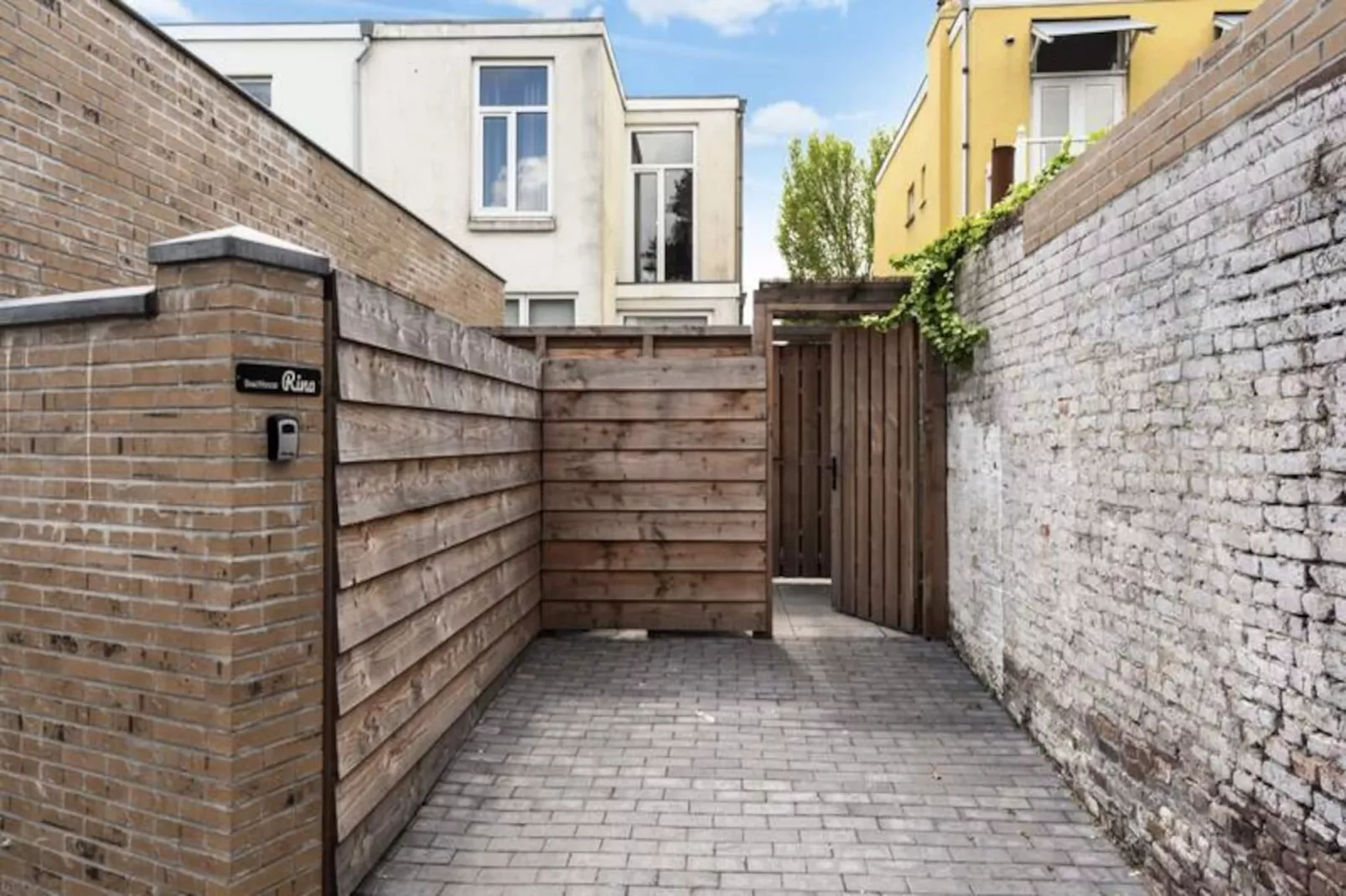 Beachhouse Rina-Niet-getagd