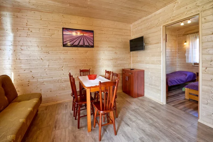 Domki pietrowe dla max 5 osób Karwia-Woonkamer