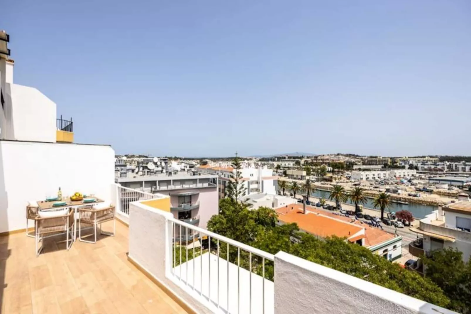 City Centre Ocean View Apartment-Niet-getagd
