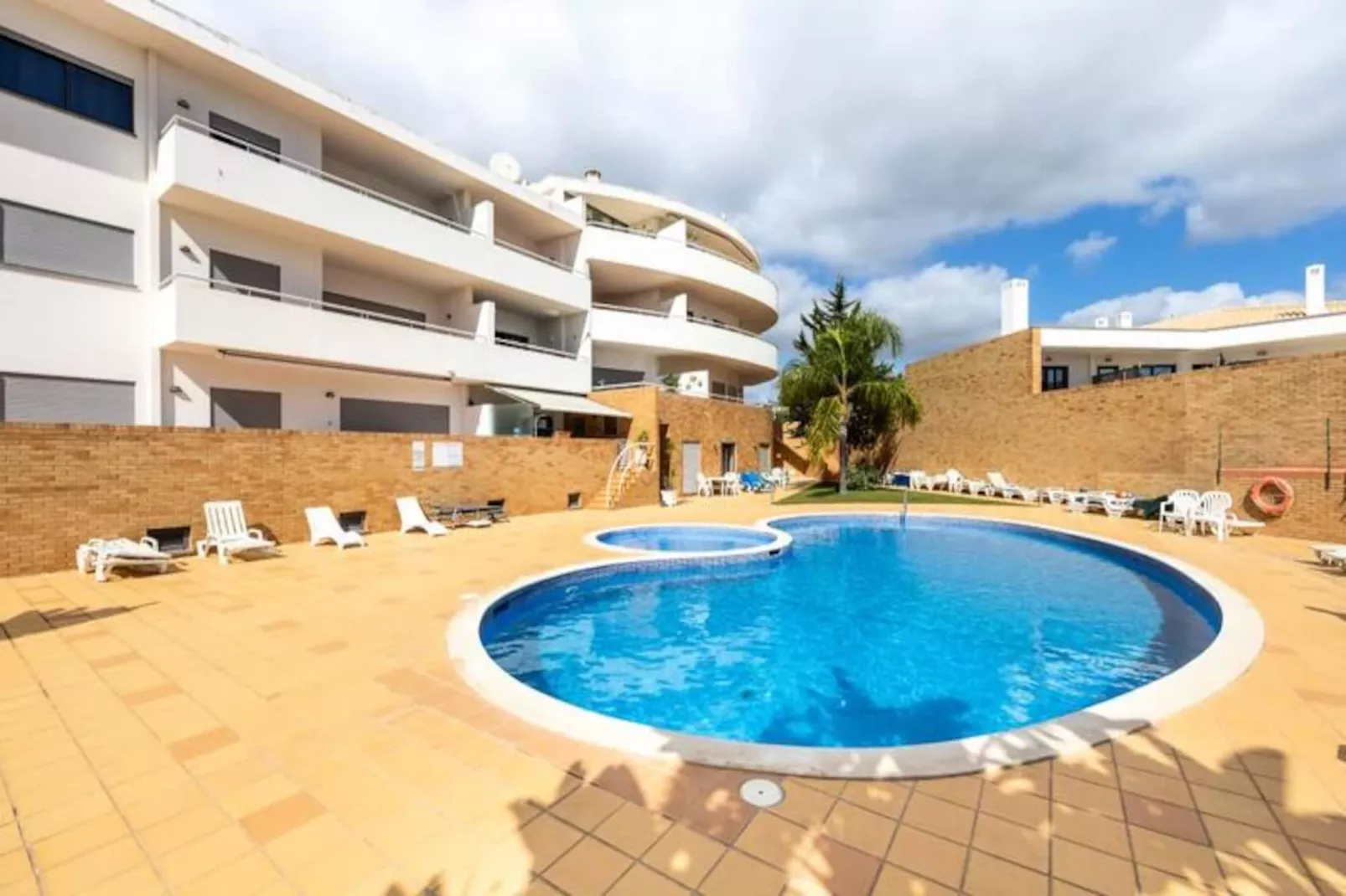 Studio Dona Ana-Niet-getagd