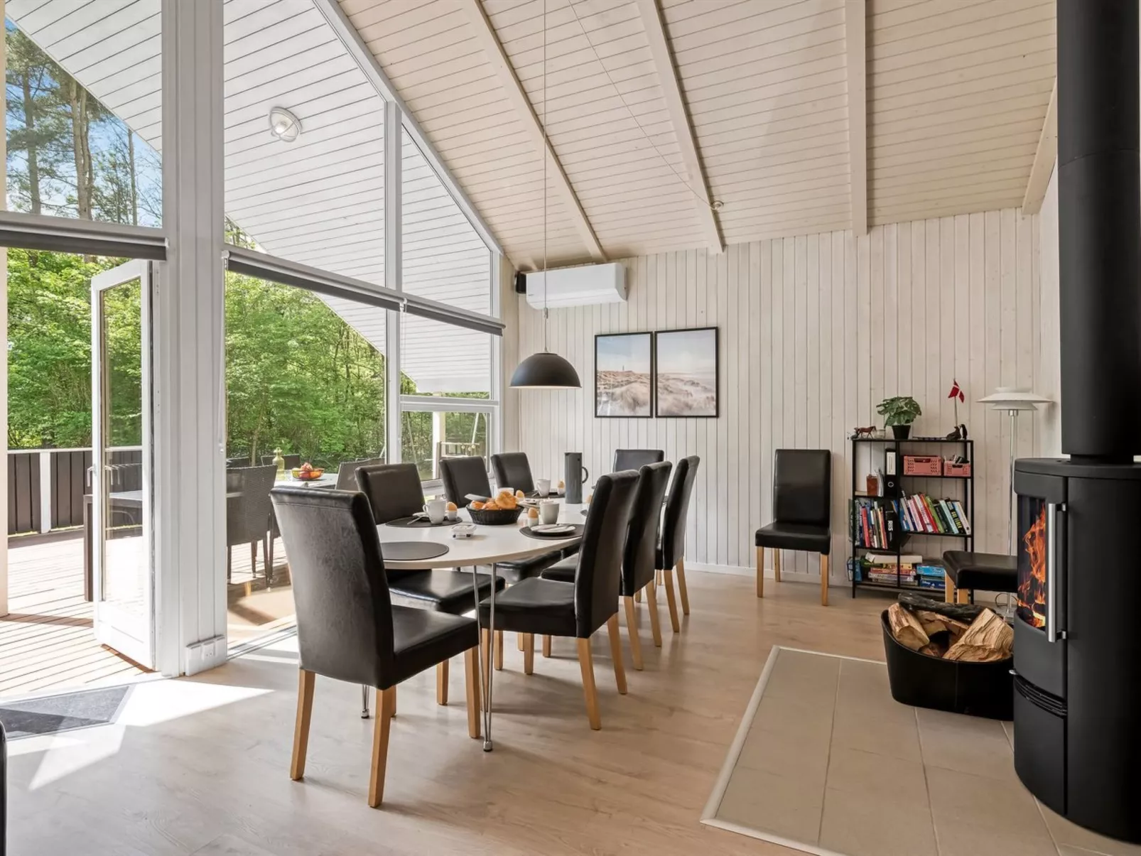 "Akule" - 10km from the sea-Binnen