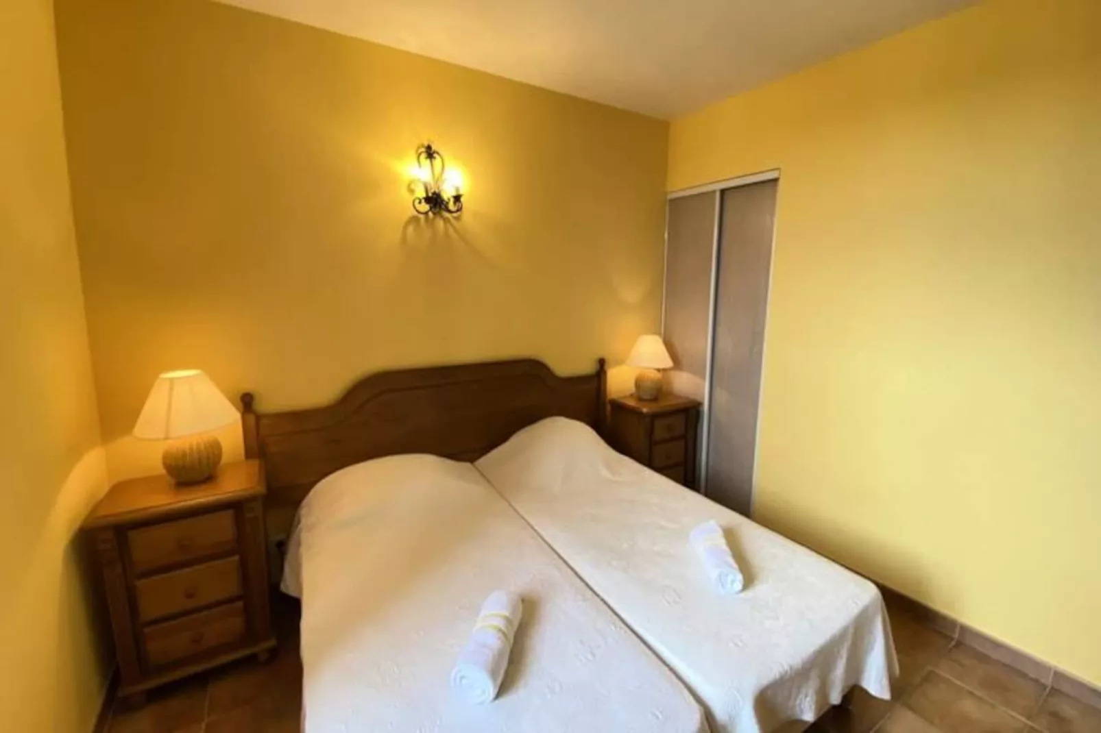 04b9 : Beau T3 Au Coeur Des Lavandes - Piscine-Niet-getagd