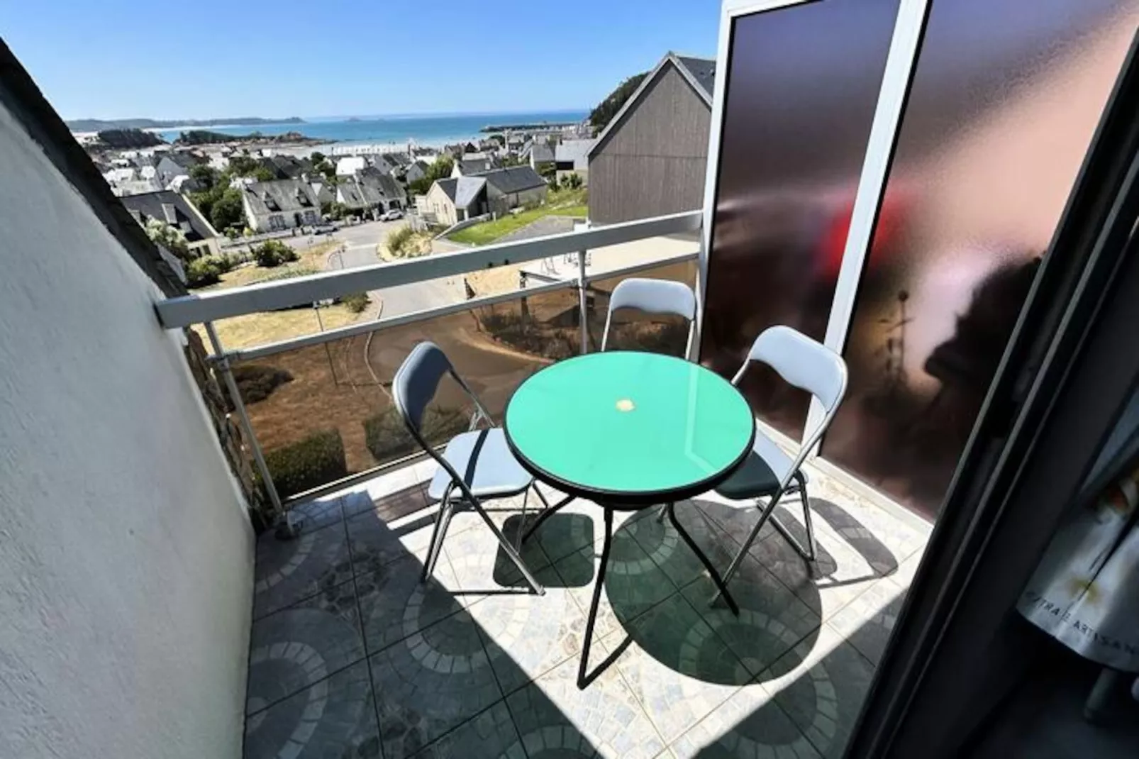 Résidence Coteaux De Tu Es Roc-Niet-getagd