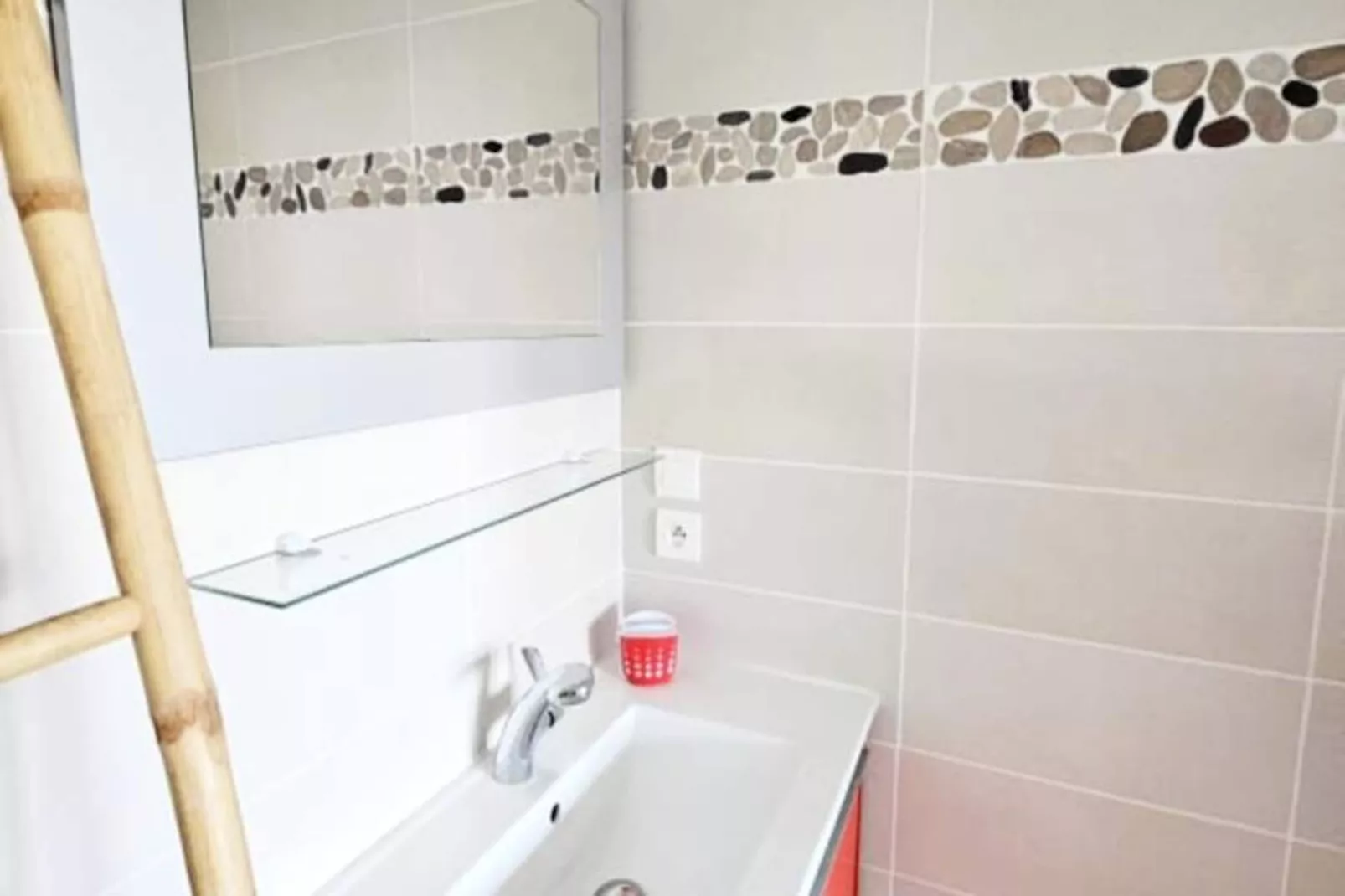 Résidence Villa Camarguaise : Entre Plage Et Centre Ville Avec Bassin Ext&eacute;rieur-Niet-getagd