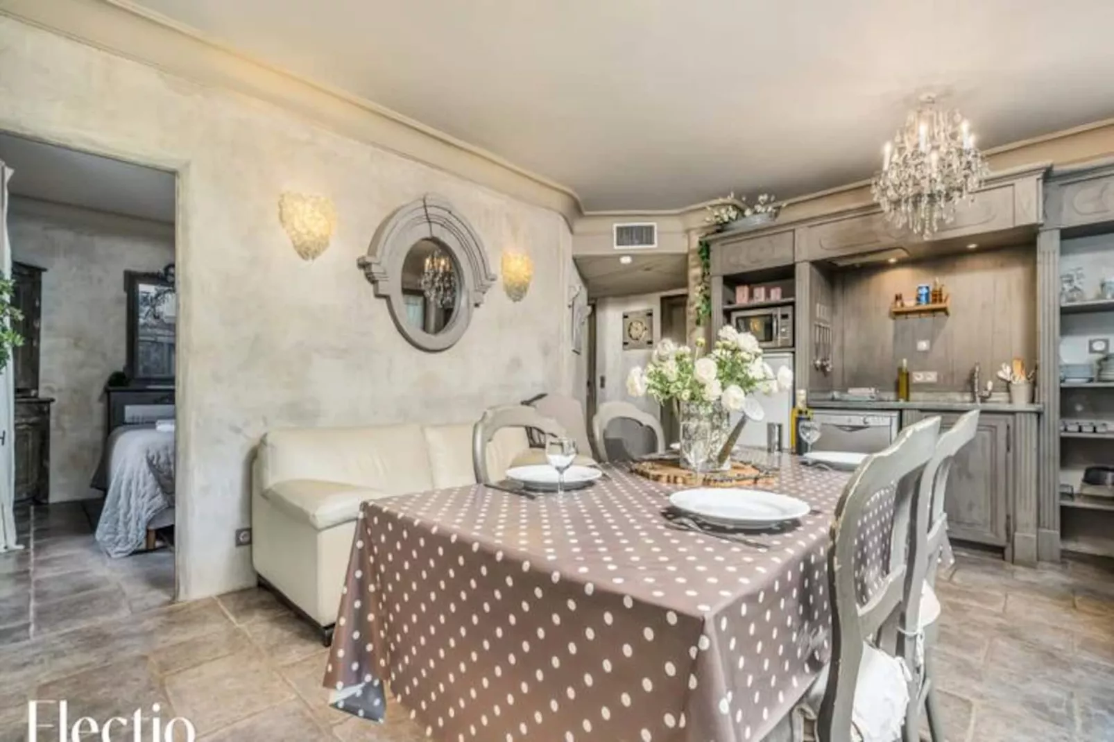 Loggia 1 Olivier | R&eacute;sidence Les Petitons-Niet-getagd