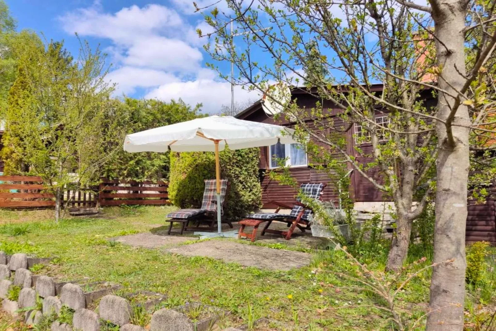 Ferienhaus Donauknie-Buitenkant zomer