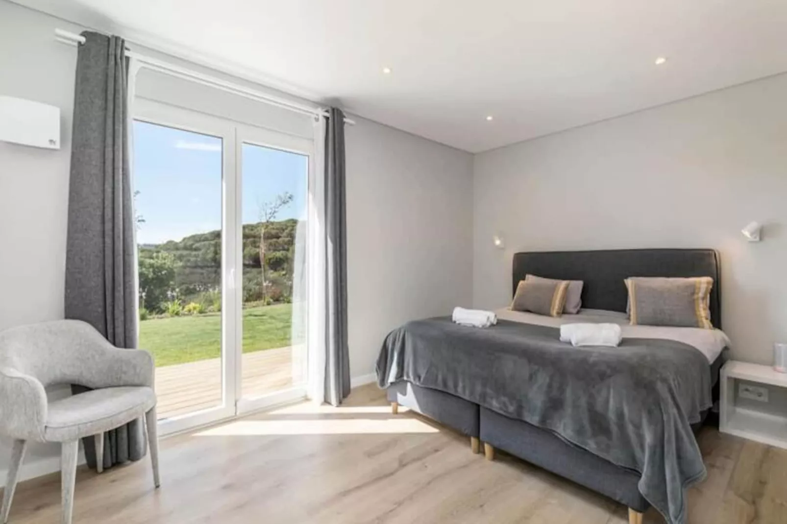 Vale De Agua-Niet-getagd