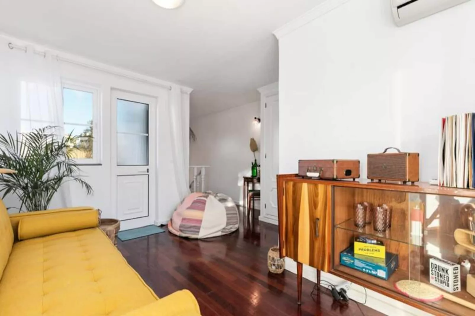 Casa Verde - Traditional Townhouse-Niet-getagd