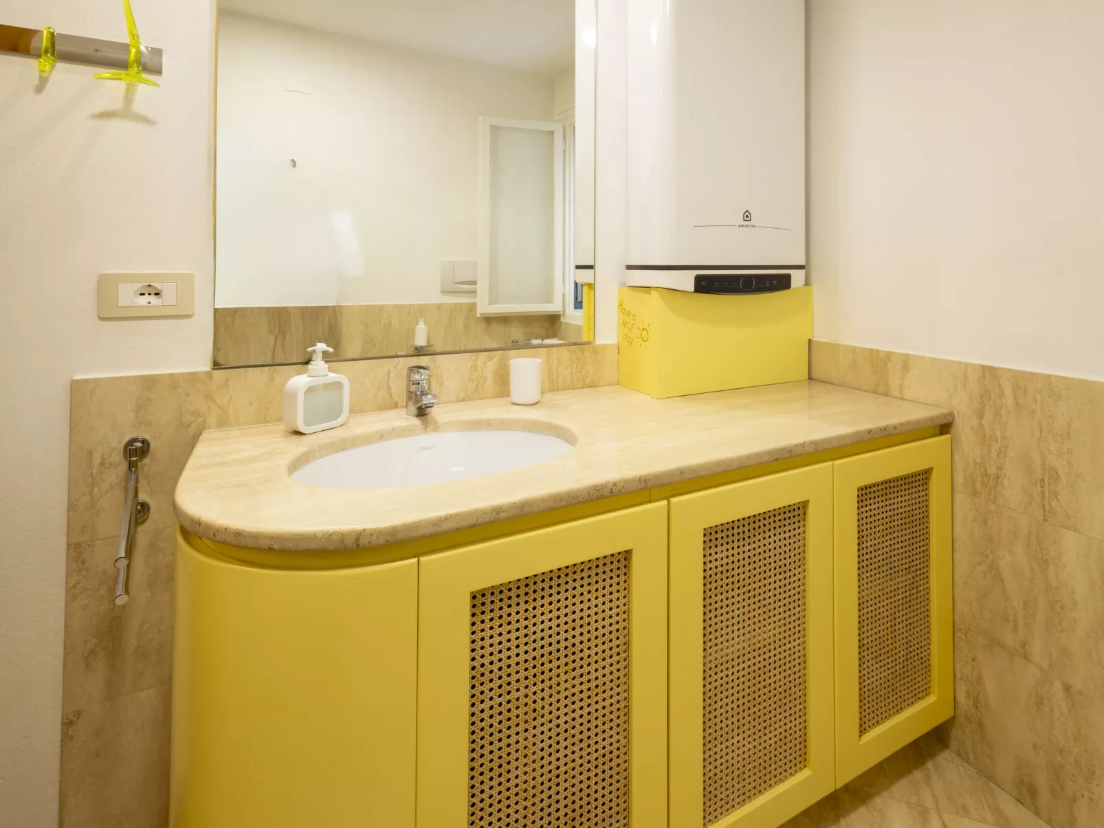 MadeSki Apartment-Binnen