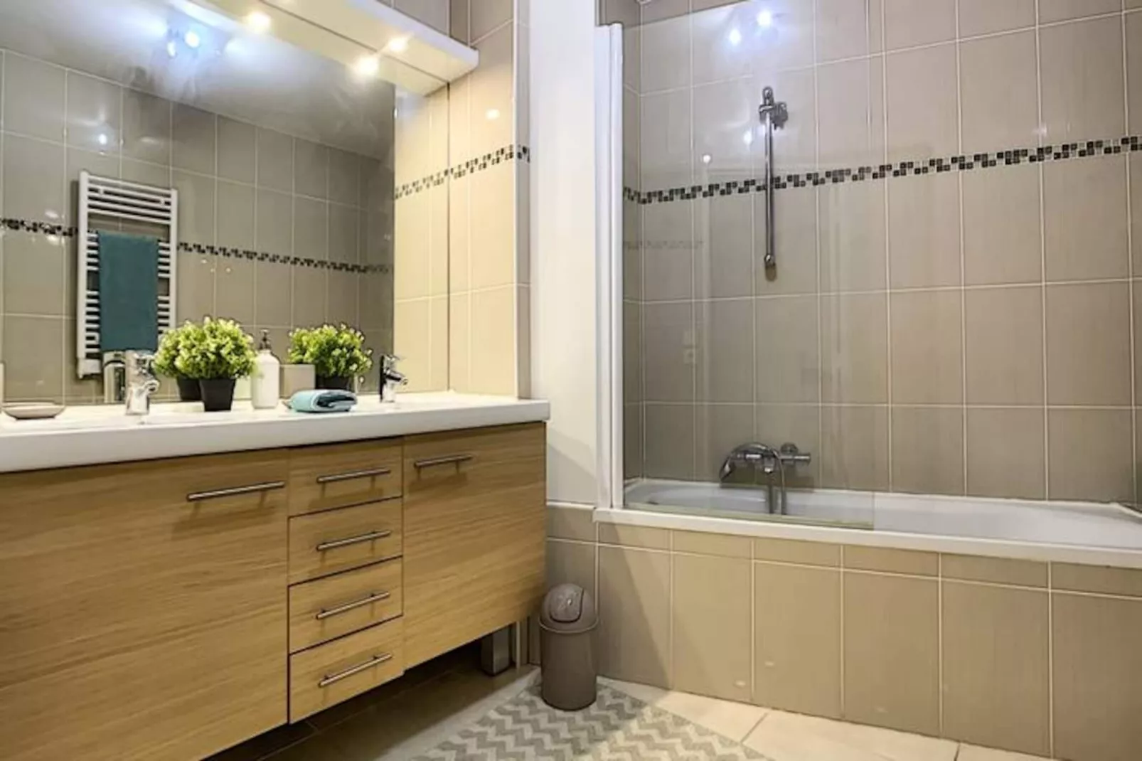 Centre Lumineux Appartement T3 6 P Terrasse Wifi Pkg Clim-Niet-getagd