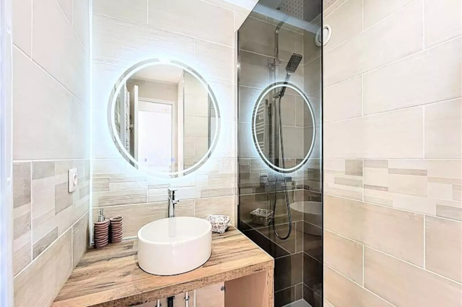 Résidence Lunik-Niet-getagd