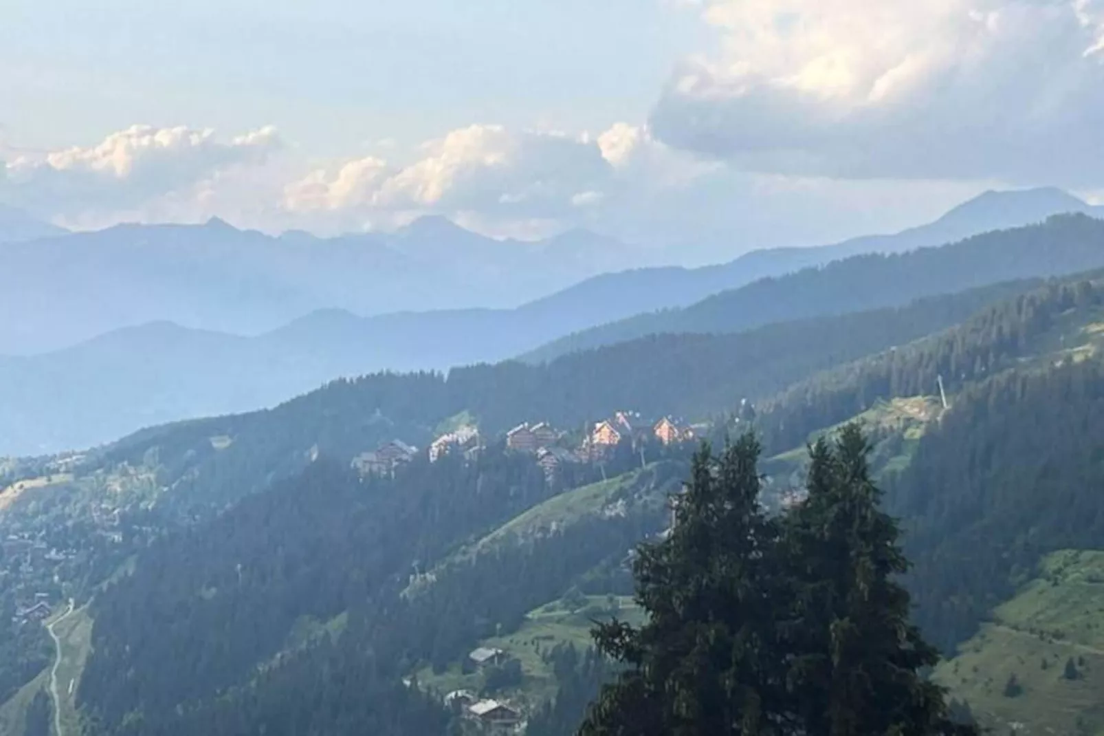 Résidence Creux De L Ours C-Niet-getagd