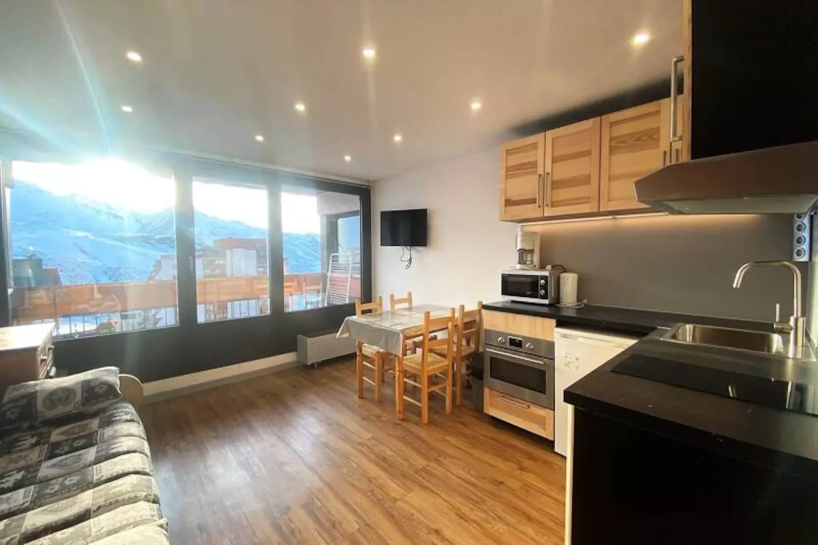 Résidence Neves-Niet-getagd