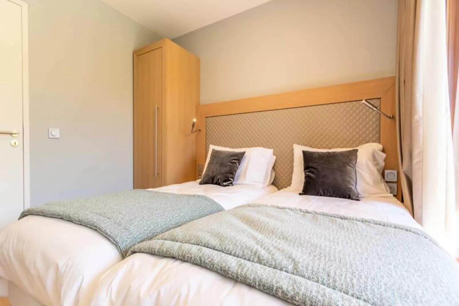 Résidence Les Monarques-Niet-getagd