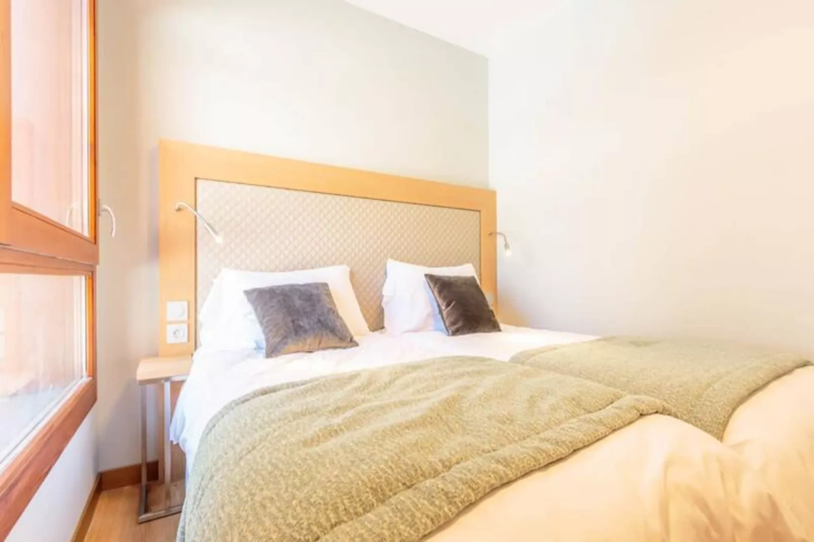 Résidence Les Monarques-Niet-getagd