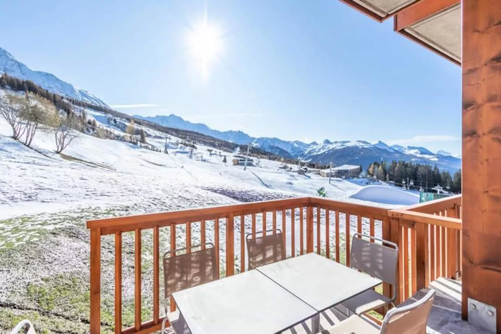 Résidence Les Monarques-Niet-getagd