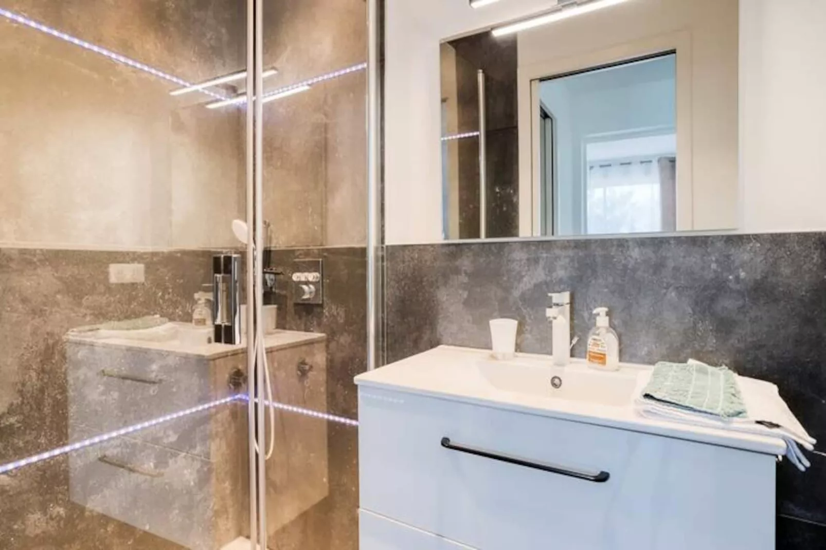 Résidence Appartement Neuf Vue Mer Pour 6 Personnes-Niet-getagd