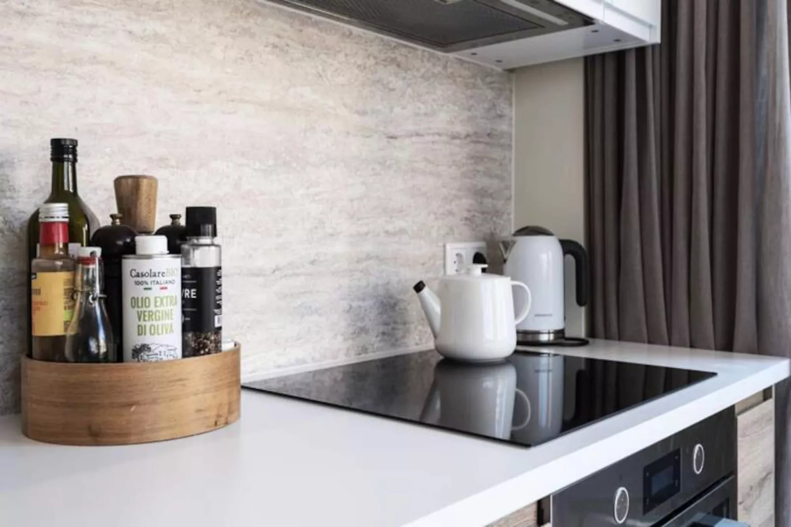 The Modern Burrow-Niet-getagd