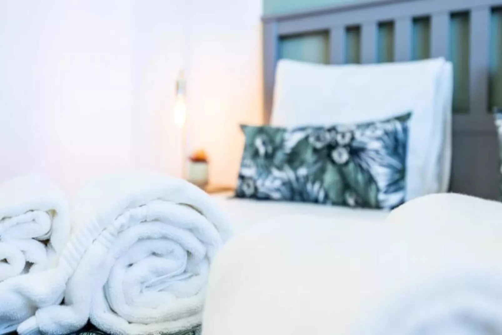 The Kuuyi Suite - Burgau-Niet-getagd