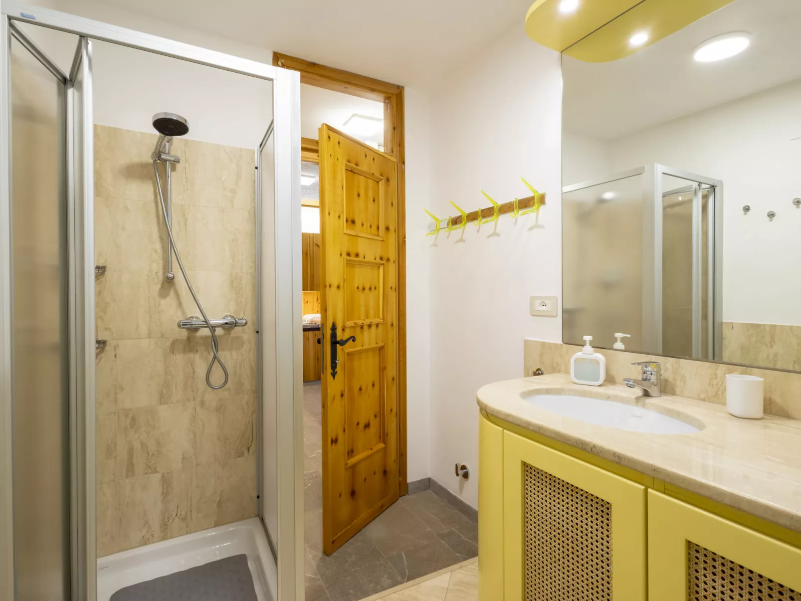 MadeSki Apartment-Binnen