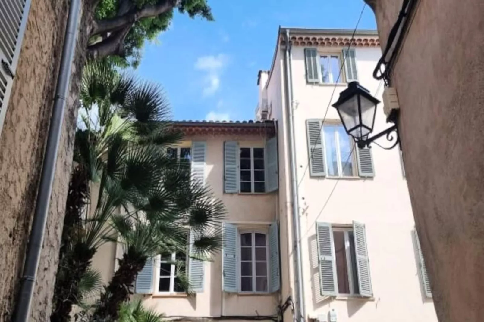 06an - Bel Appartement Au Cœur Du Vieil Antibes-Niet-getagd