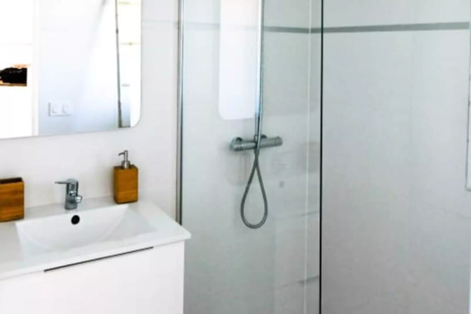 Résidence Le Couchant Studio Vue Mer B401 Dans R&eacute;sidence Avec Acc&egrave;s Priv&eacute; &agrave; La Plage-Niet-getagd