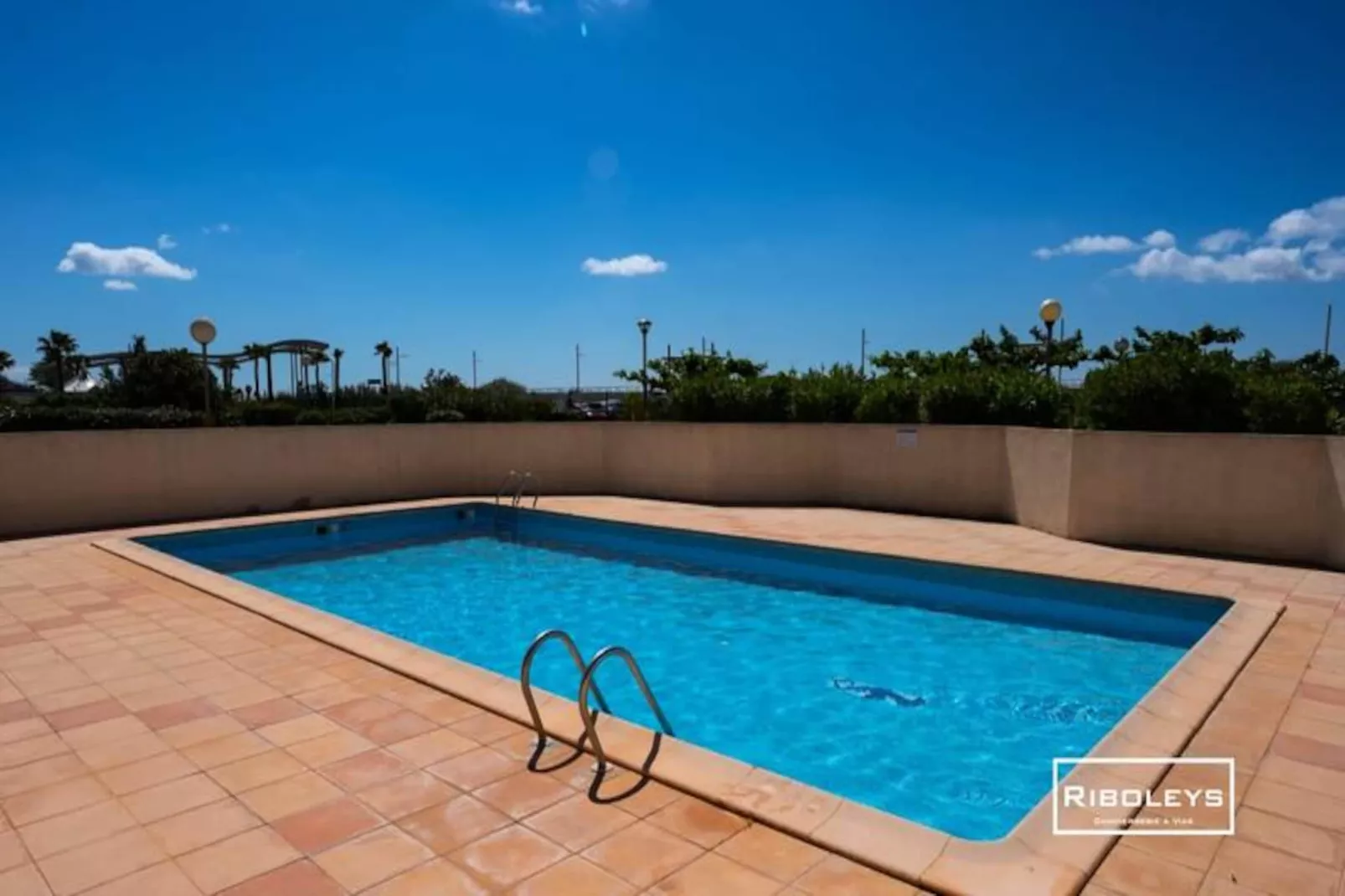 Vias-plage - Appartement Climatis&eacute; Avec Piscine Face &agrave; La Mer-Niet-getagd