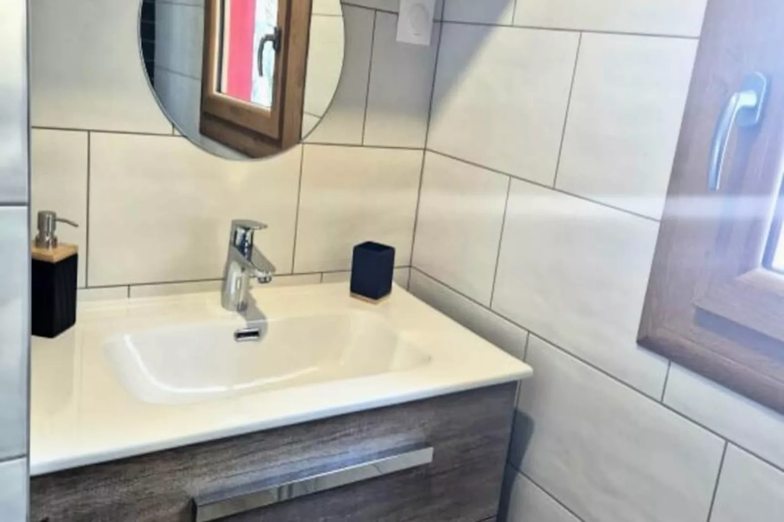 Nouveau ! Magnifique Chalet Nordique à La Féclaz - Idéal Pour 6 Personnes-Niet-getagd