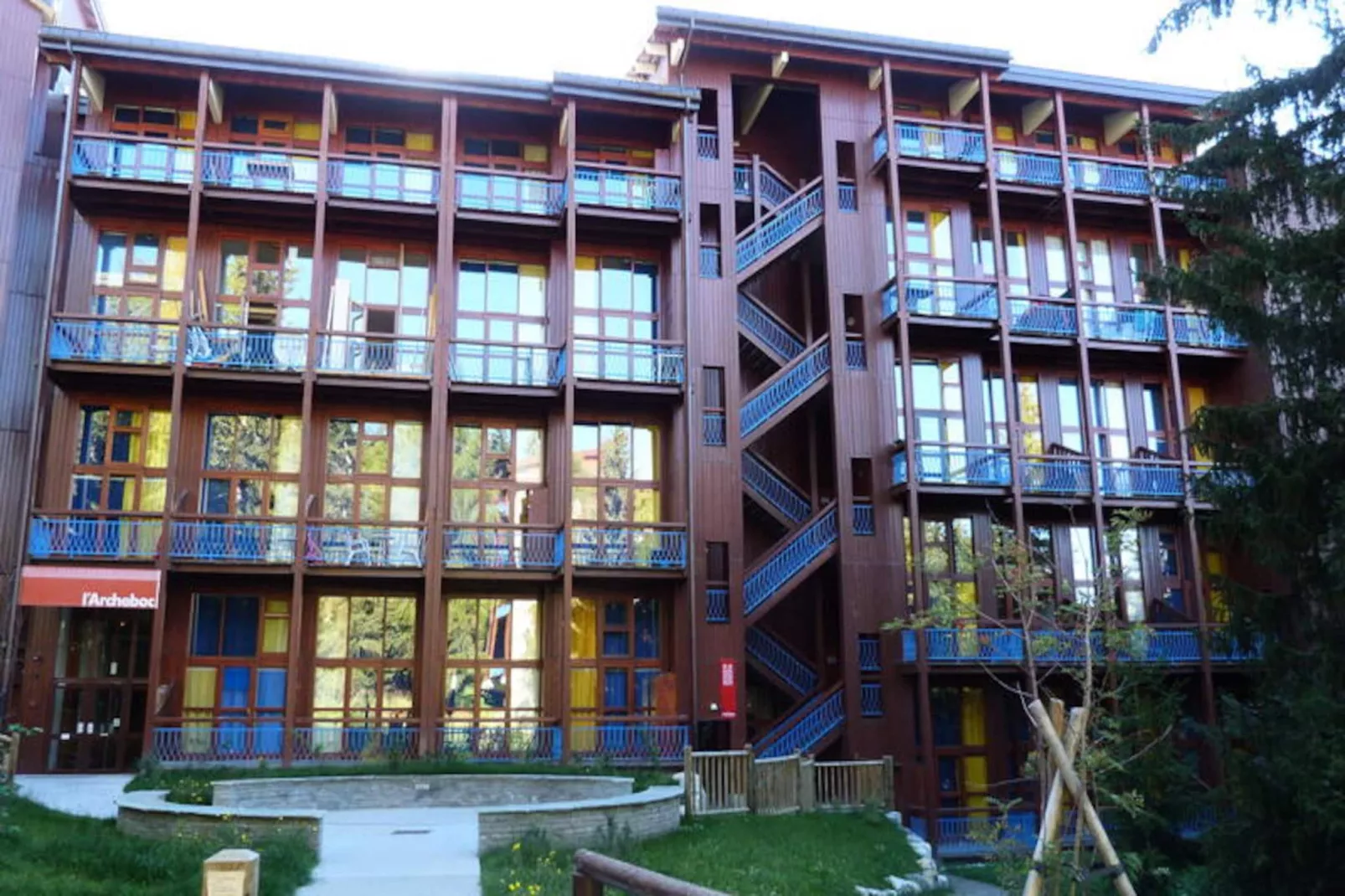 Résidence Archeboc-Niet-getagd