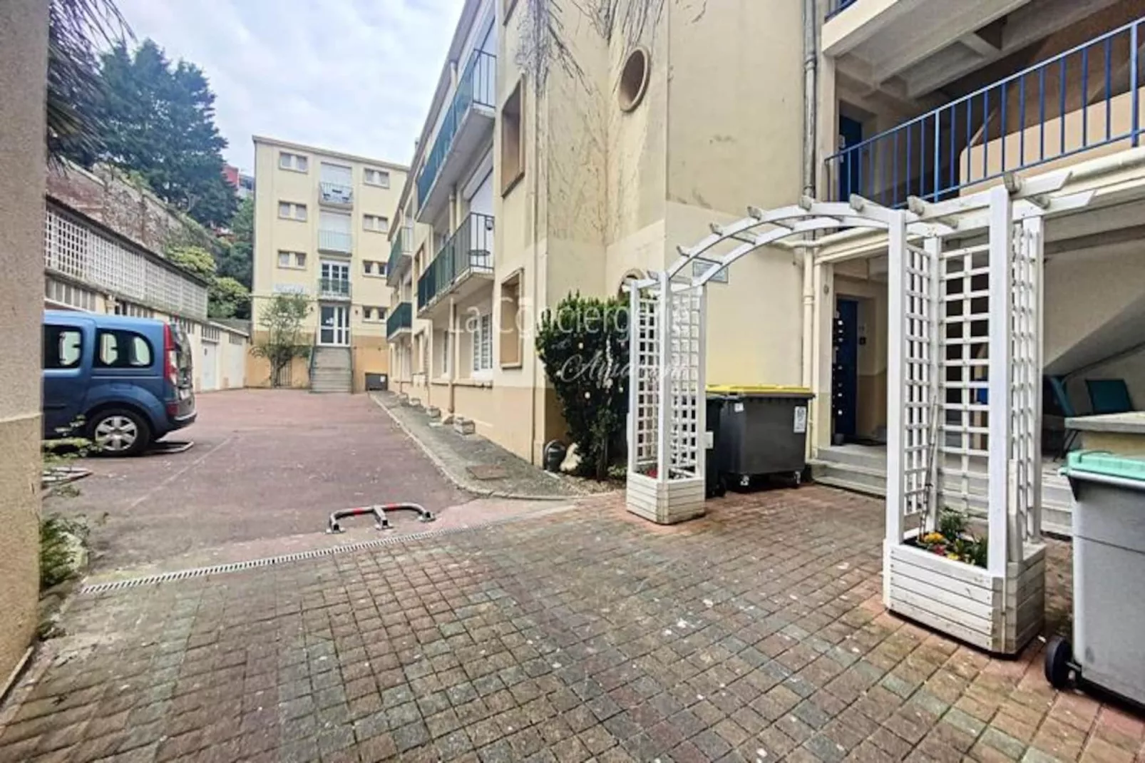 Résidence Th 23 -  🌊 Charmant Appartement Vue Sur Le Port 🌞-Niet-getagd