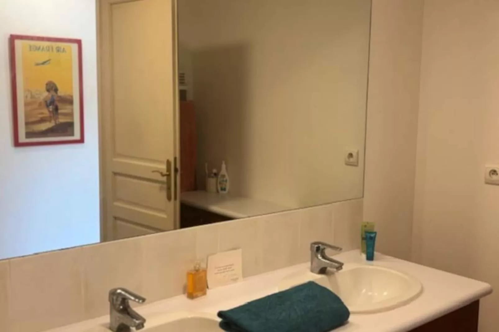 Appartement Lumineux Et Chaleureux - Isle Sur La Sorgue-Niet-getagd