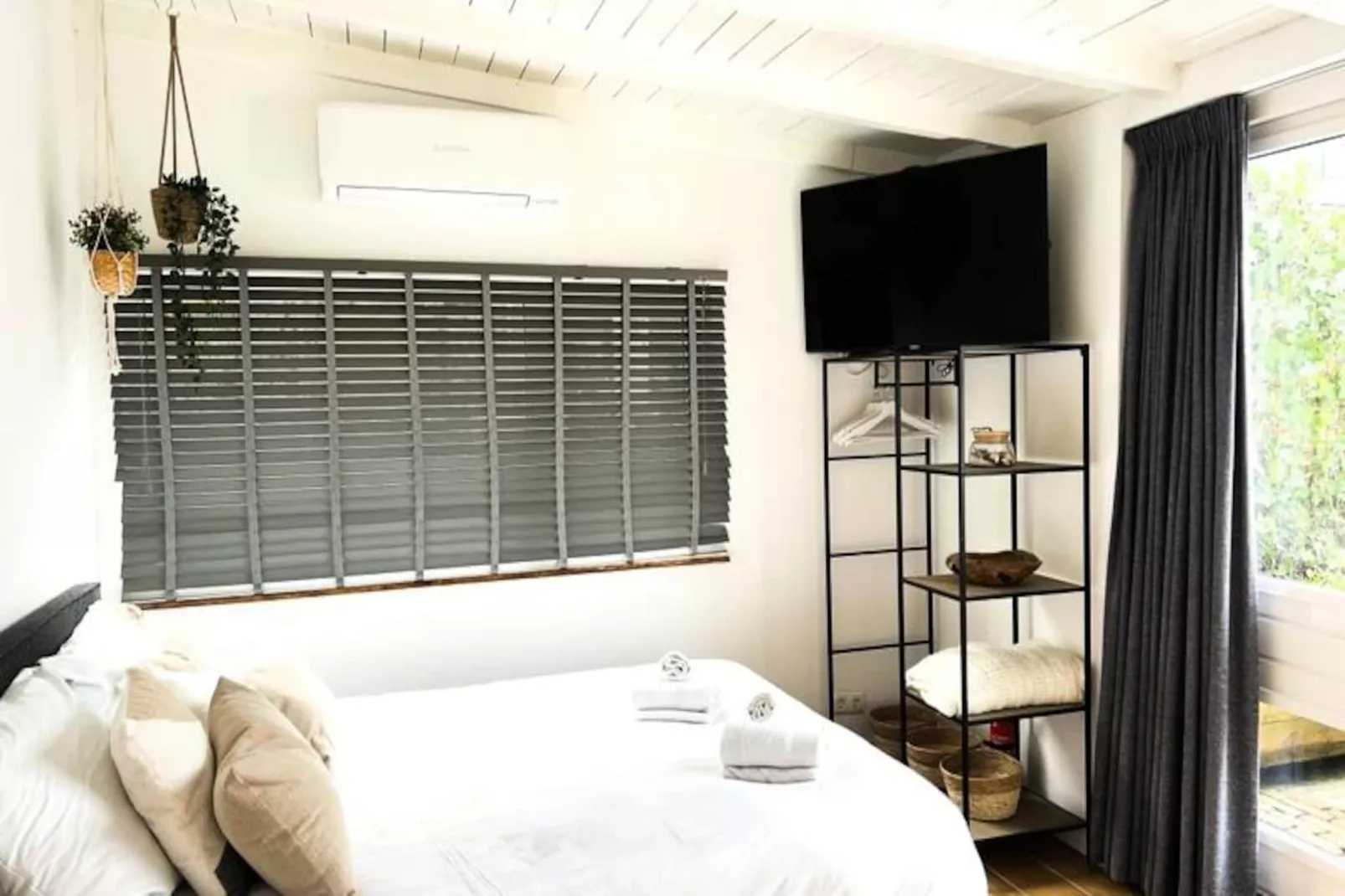 Little Beach House-Niet-getagd