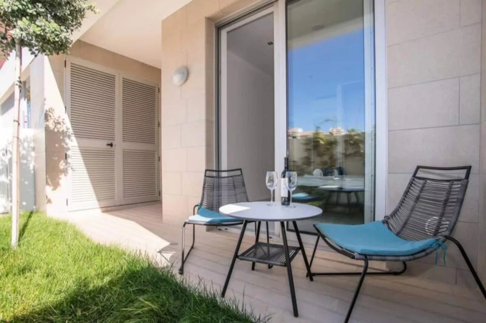 Zentuni Ocean Front-Niet-getagd