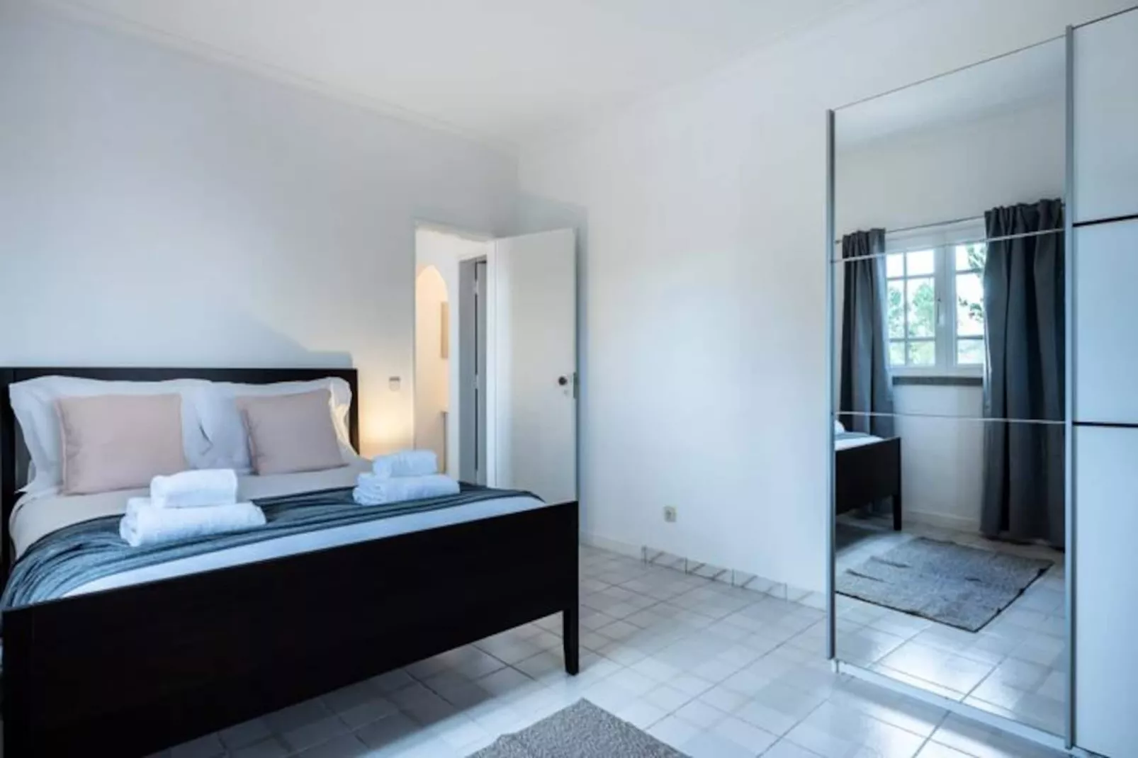 Blue Lee Residence-Niet-getagd