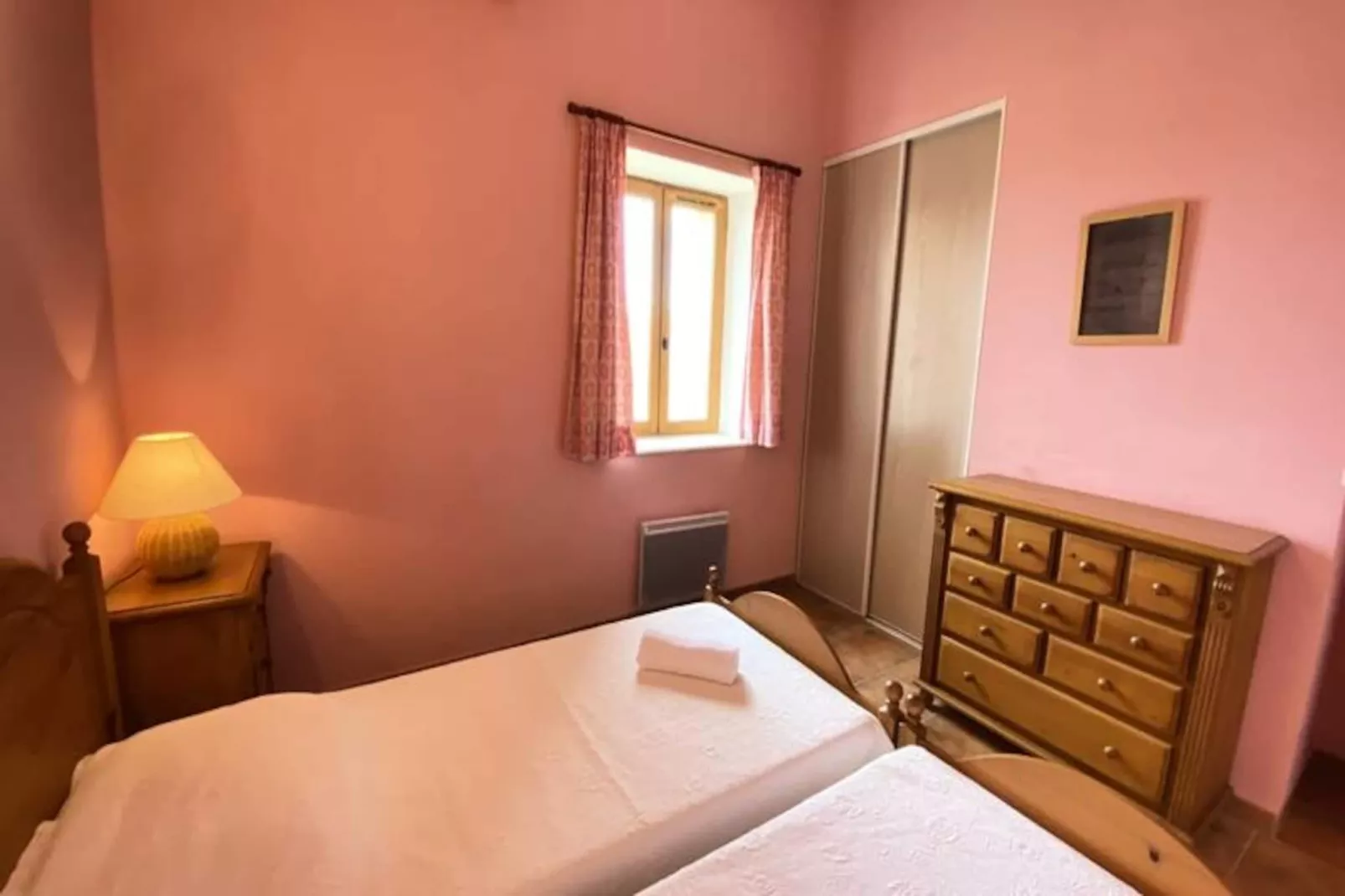 04b9 : Beau T3 Au Coeur Des Lavandes - Piscine-Niet-getagd