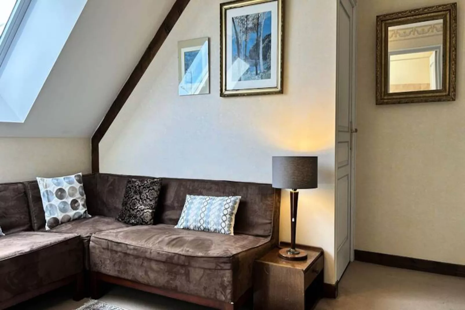 Résidence Les Hôpitaux-Niet-getagd