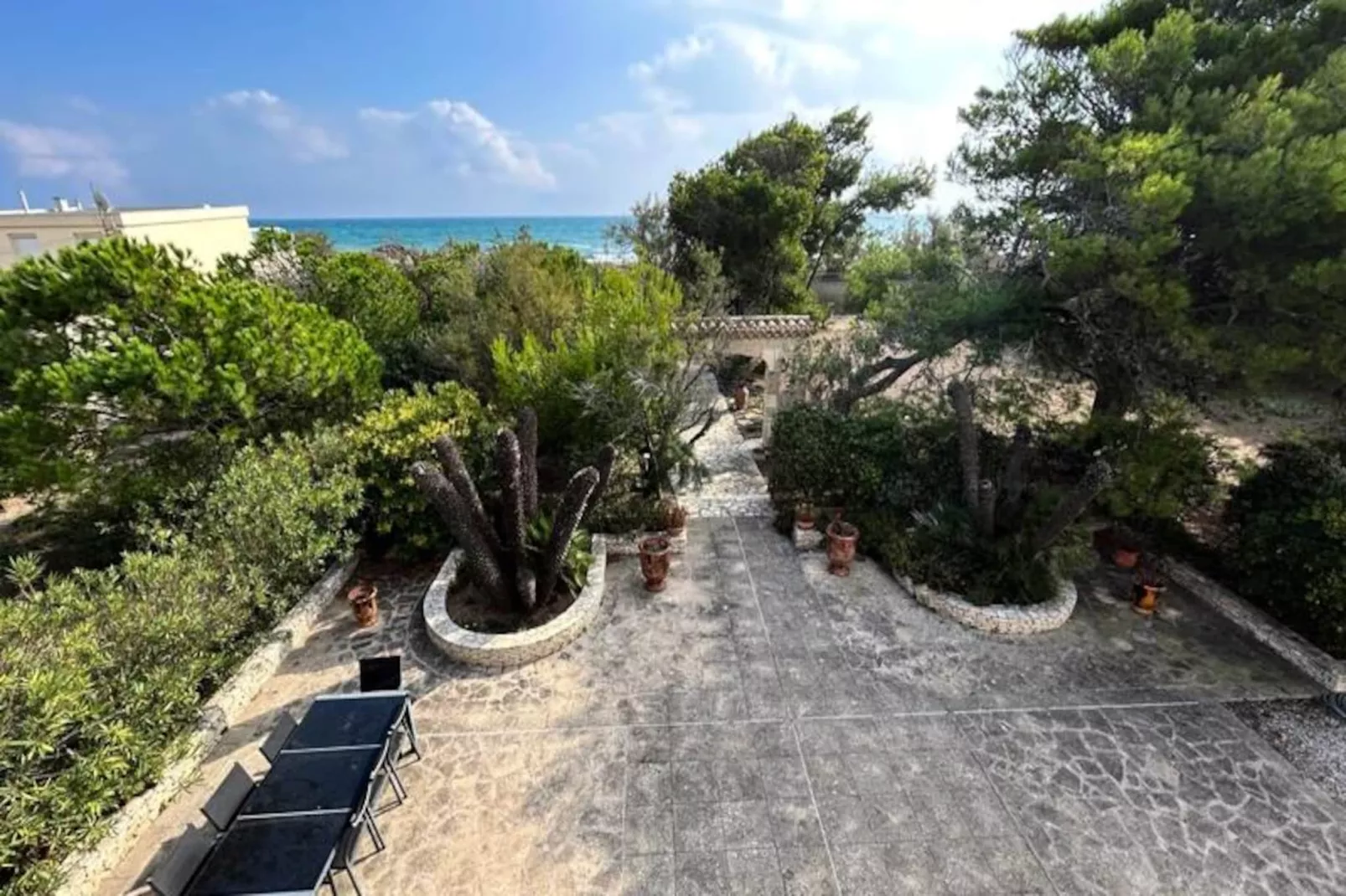 Villa Secret Du Jardin Face &agrave; La Mer-Niet-getagd