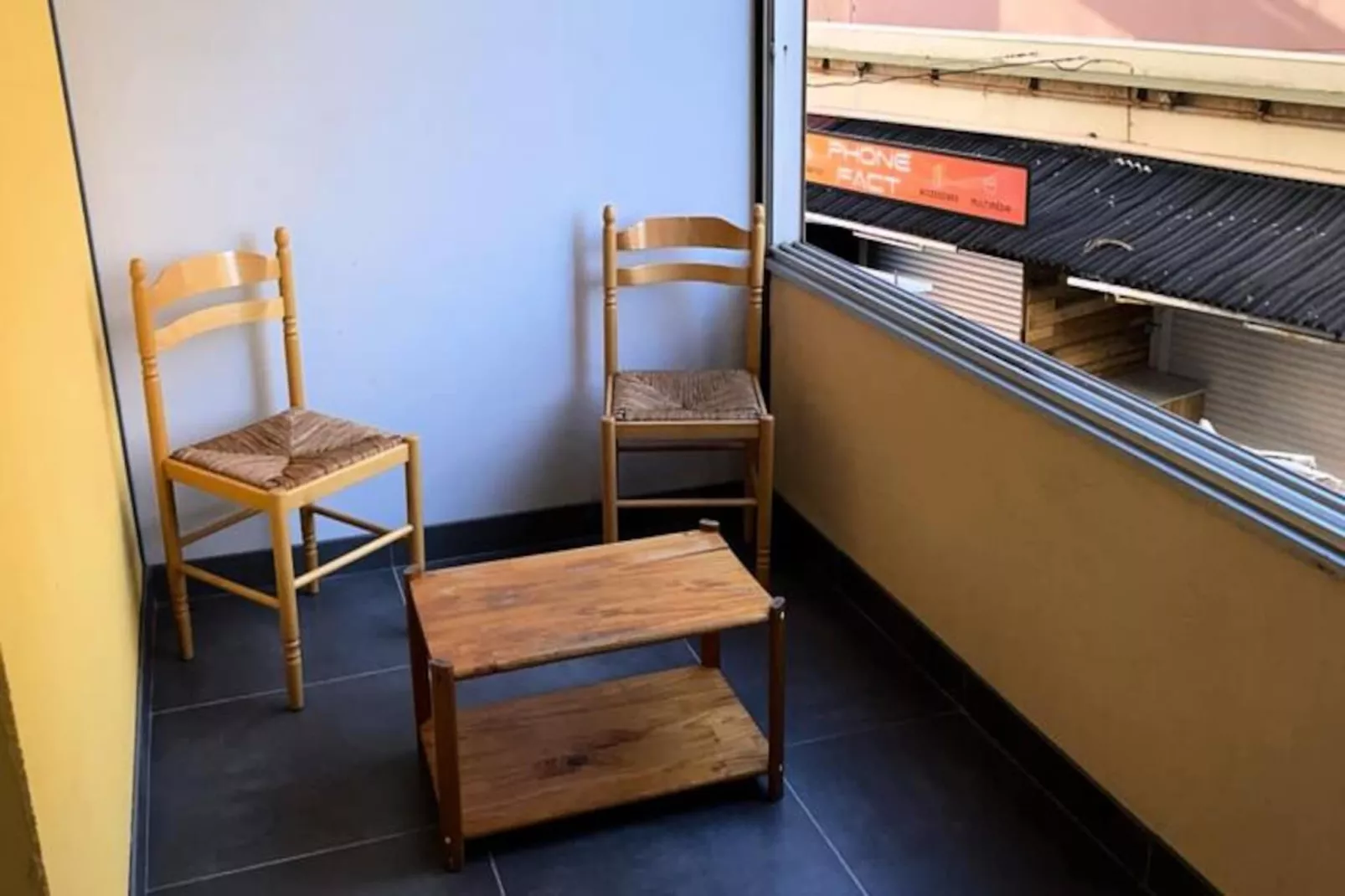 Beau T2 Bis Traversant Idéalement Situé-Niet-getagd