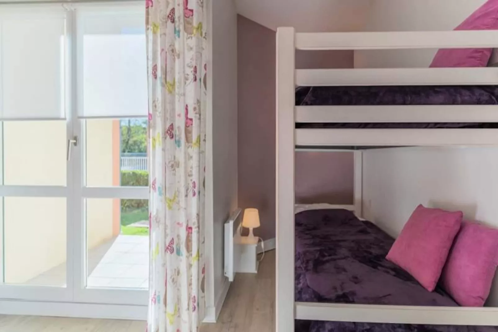 Résidence Charmant Appartement 5 Pers Rdc Avec Piscine, Tennis Et Parking Priv&eacute; 60-Niet-getagd