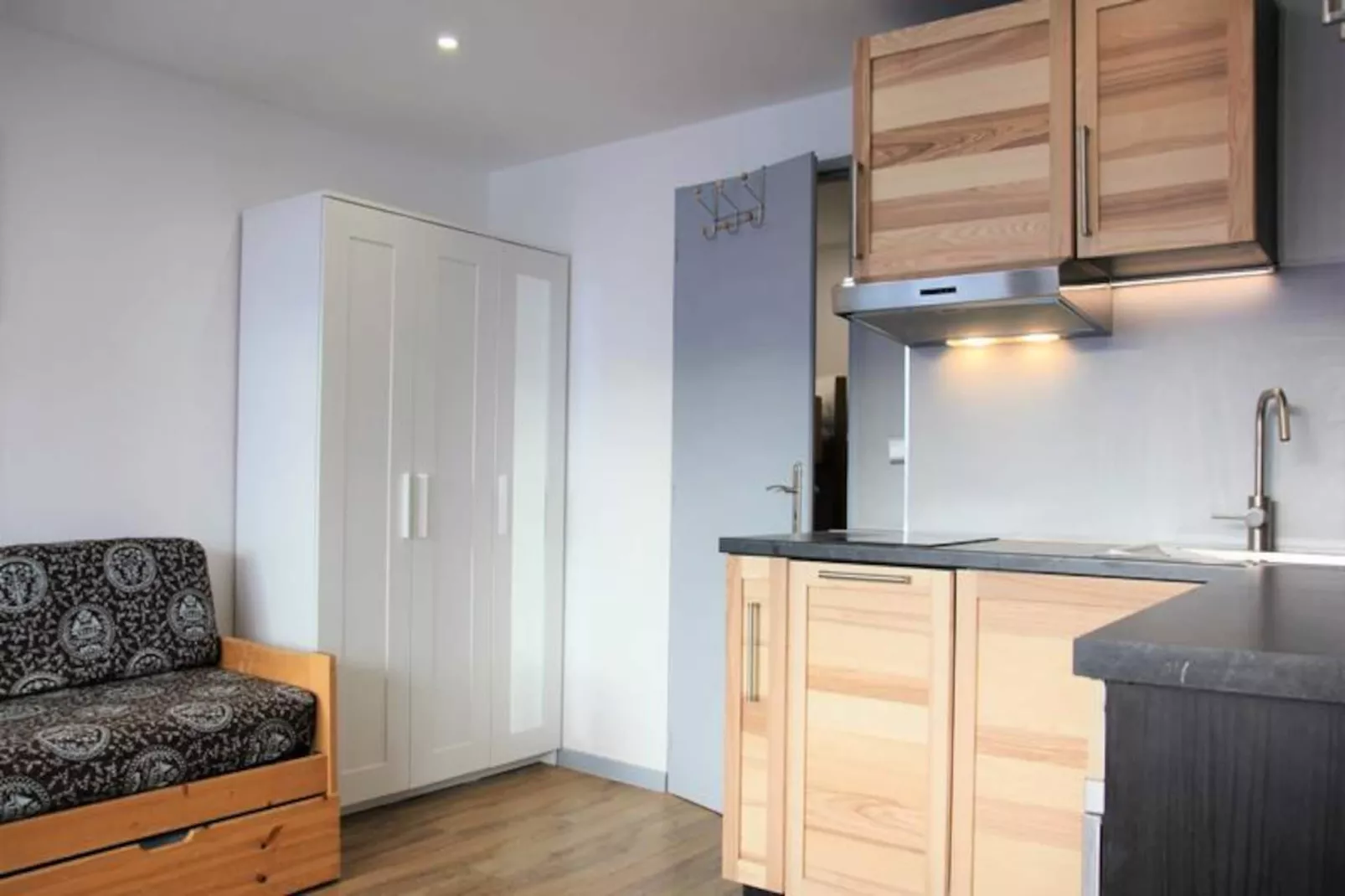 Résidence Neves-Niet-getagd