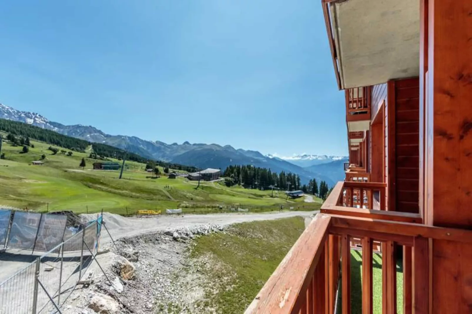 Résidence Les Monarques-Niet-getagd