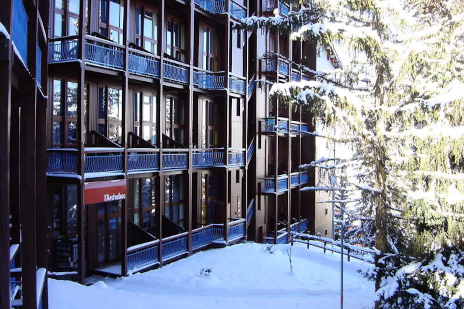 Résidence Archeboc-Niet-getagd