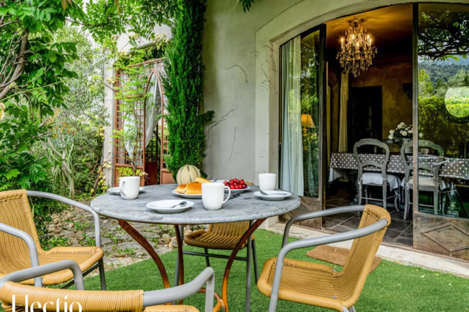 Loggia 1 Olivier | R&eacute;sidence Les Petitons-Niet-getagd