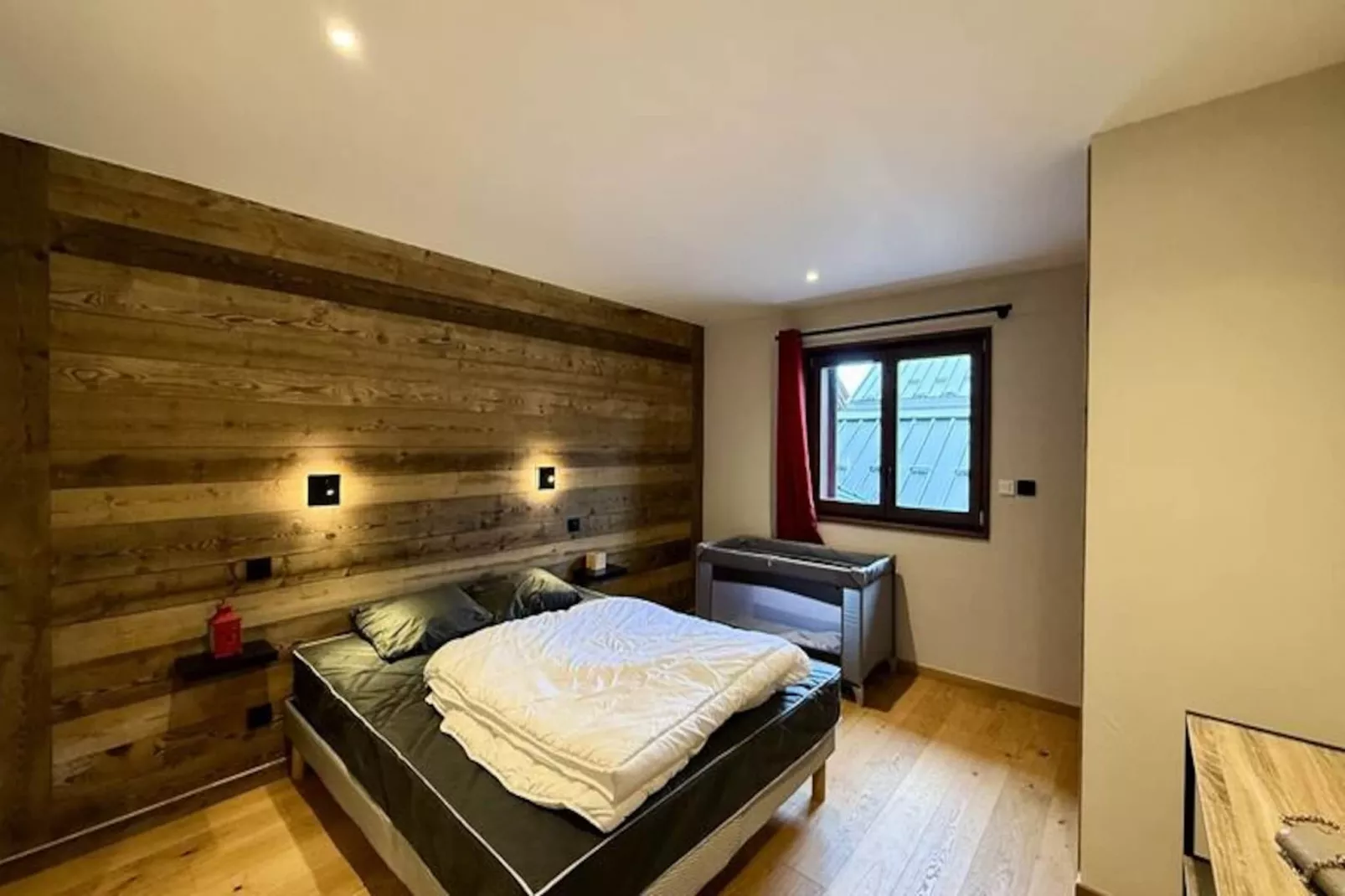 Résidence Complexe Aiguilles-Niet-getagd