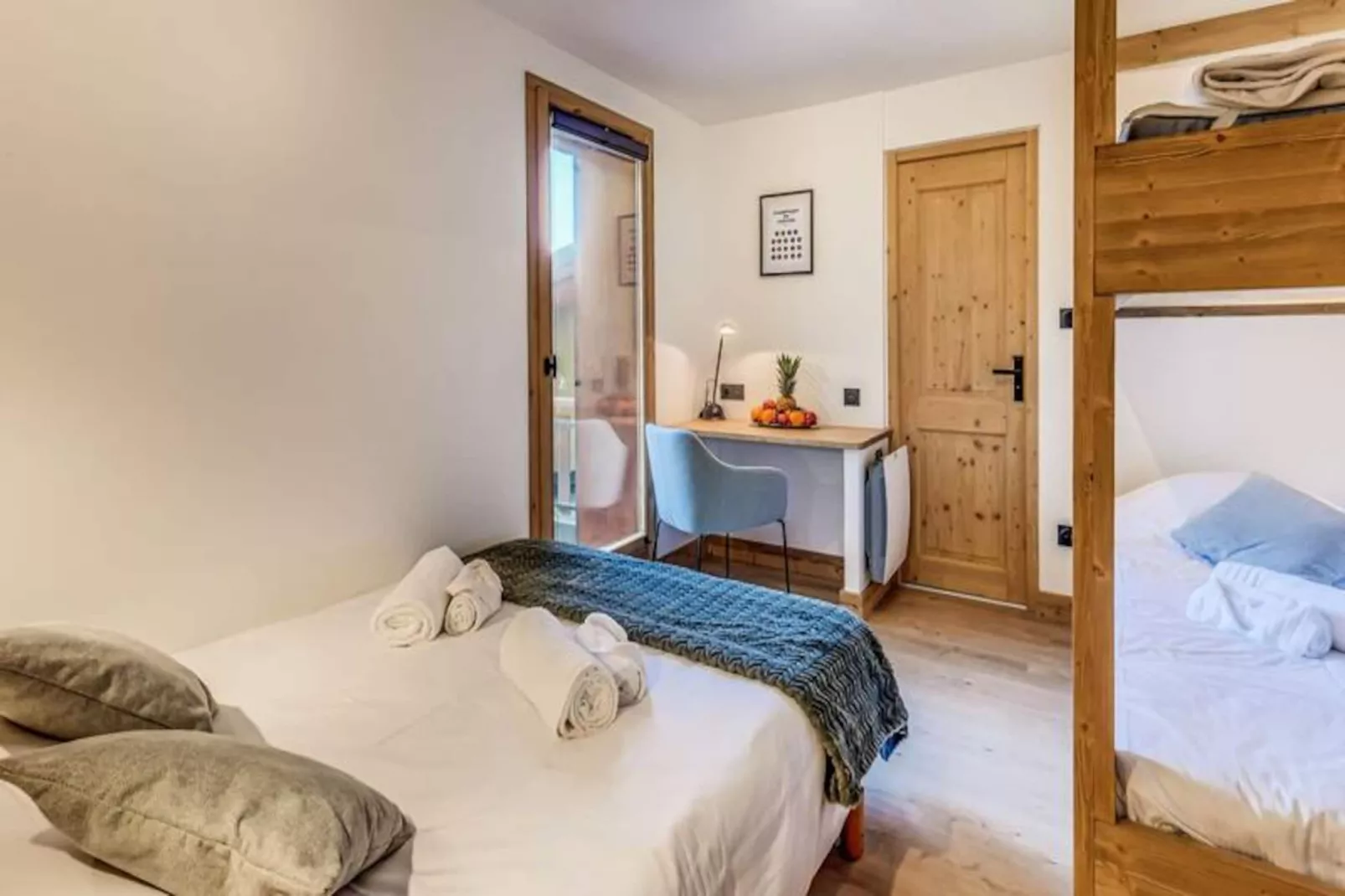 Résidence La Tour Du Merle-Niet-getagd