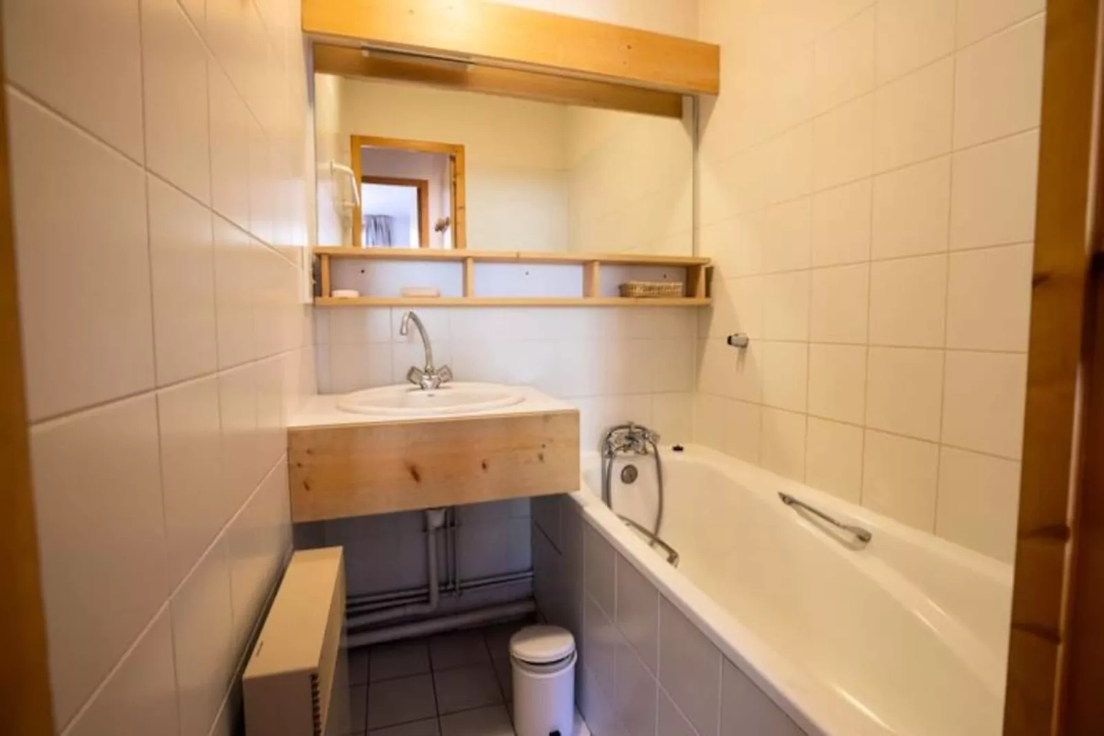 Sherpa 18 Sur Le Front De Neige De Mottaret-Niet-getagd